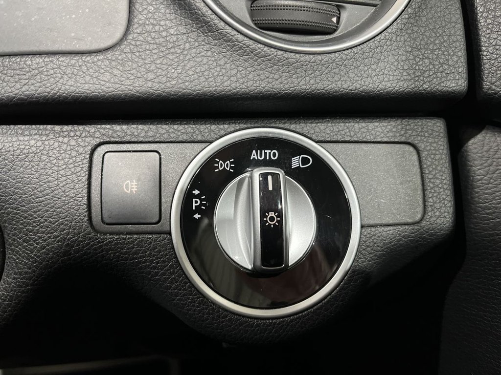 Used Mercedes-Benz C Class 2014 for sale - 77547435: Photo 17