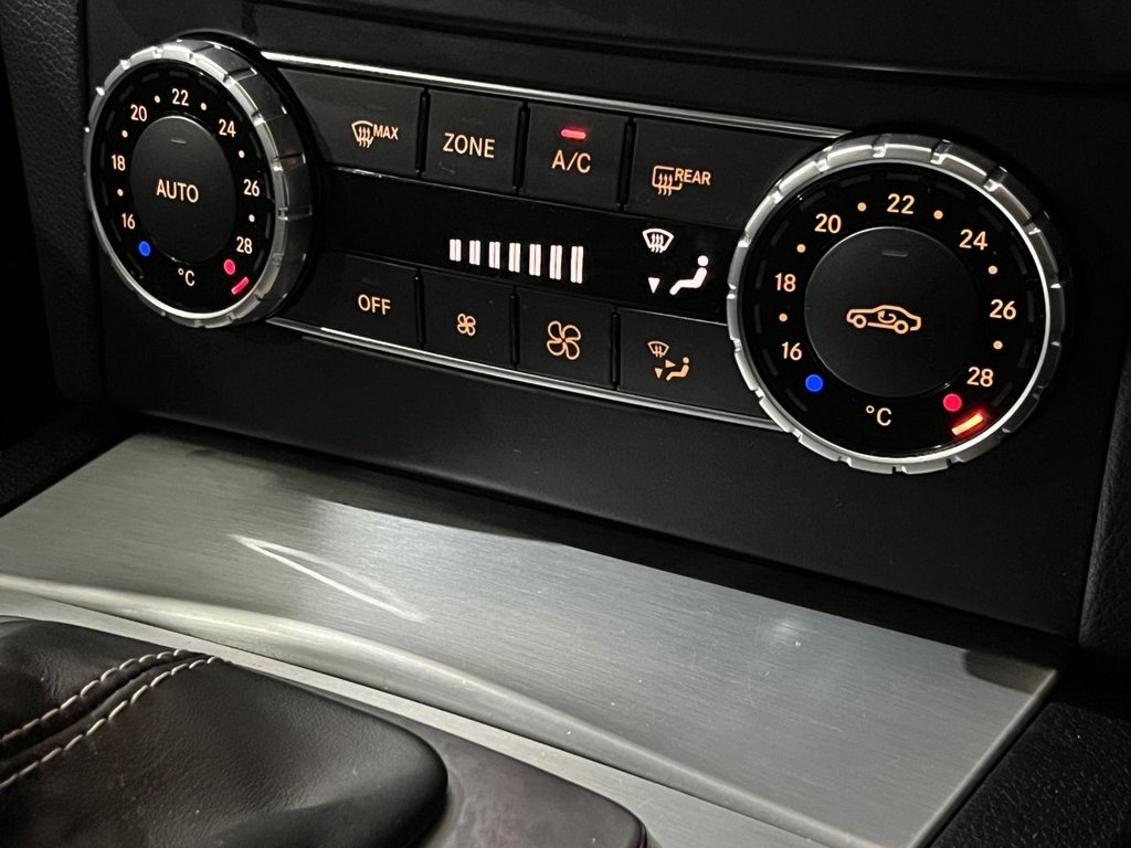 Used Mercedes-Benz C Class 2014 for sale - 77547435: Photo 35