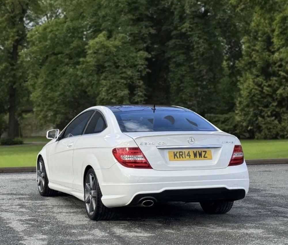 Used Mercedes-Benz C Class 2014 for sale - 77547435: Photo 5
