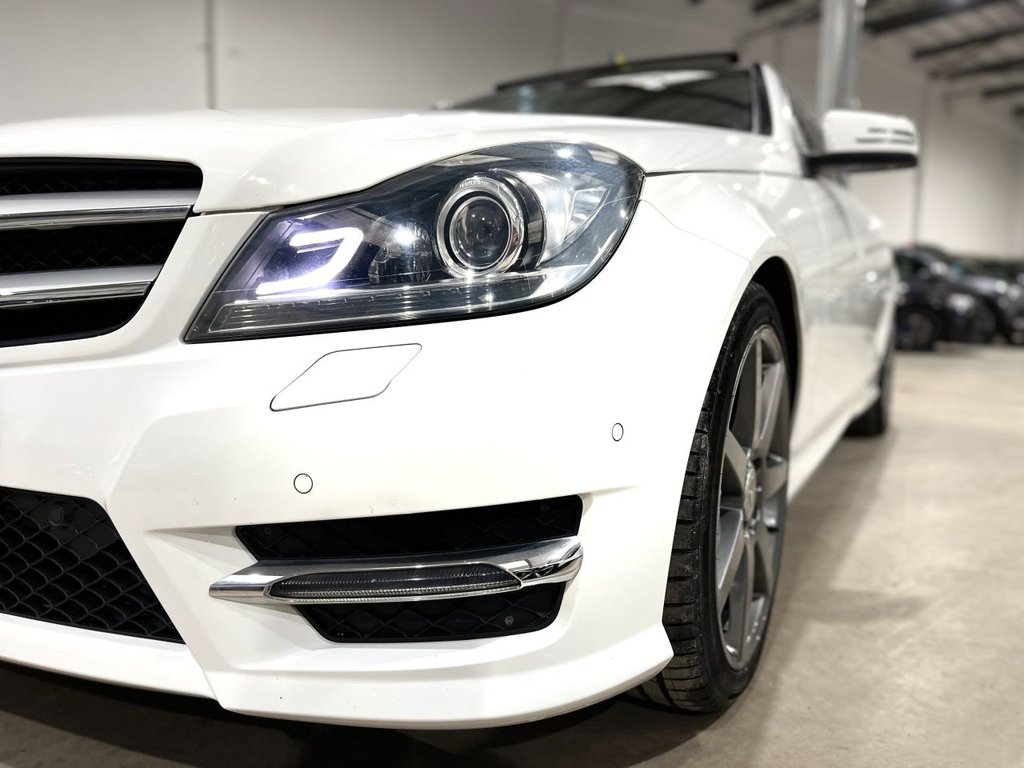 Used Mercedes-Benz C Class 2014 for sale - 77547435: Photo 8