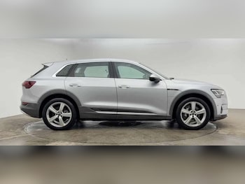Used Audi e-tron 2021 for sale - 78256716: Photo