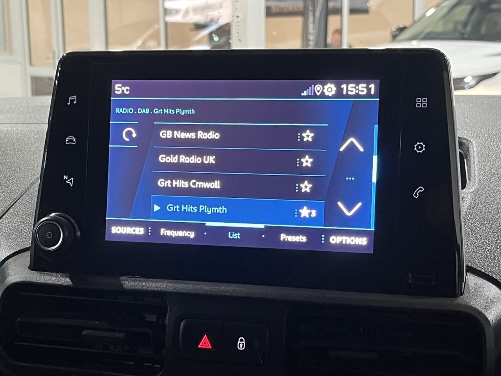 Used Peugeot Partner 2022 for sale - 77089197: Photo 27