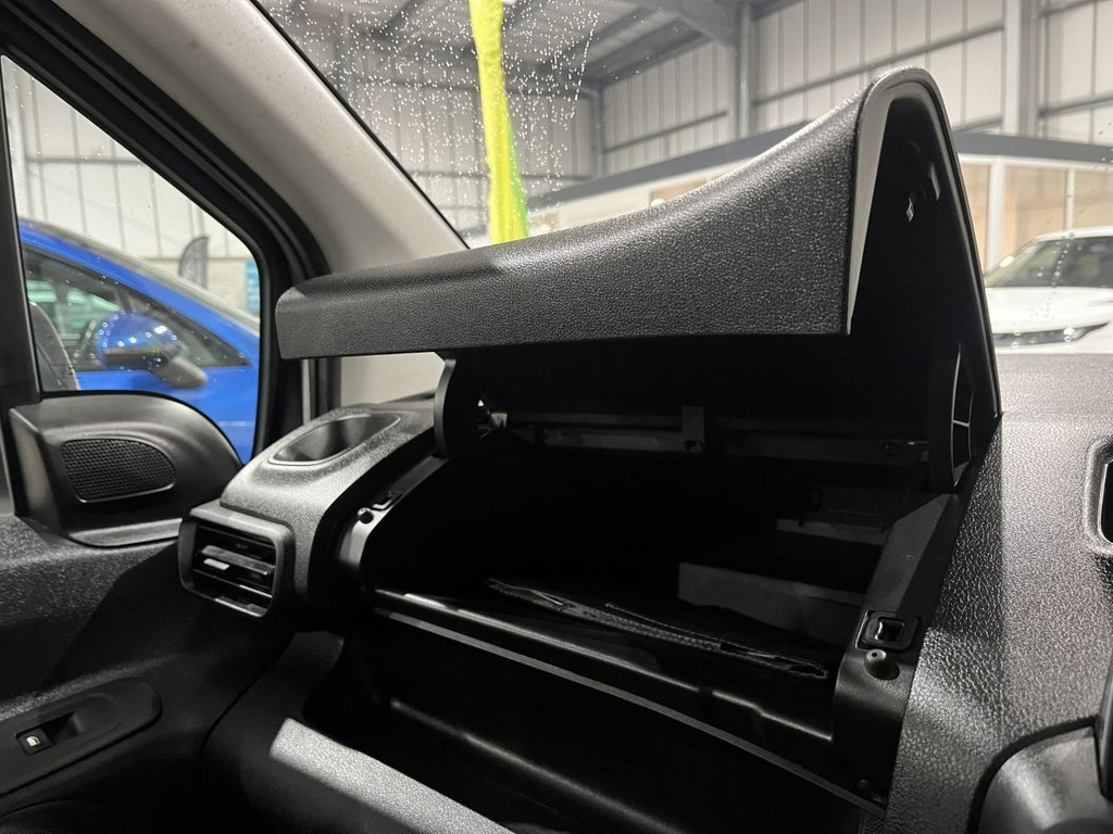 Used Peugeot Partner 2022 for sale - 77089197: Photo 32