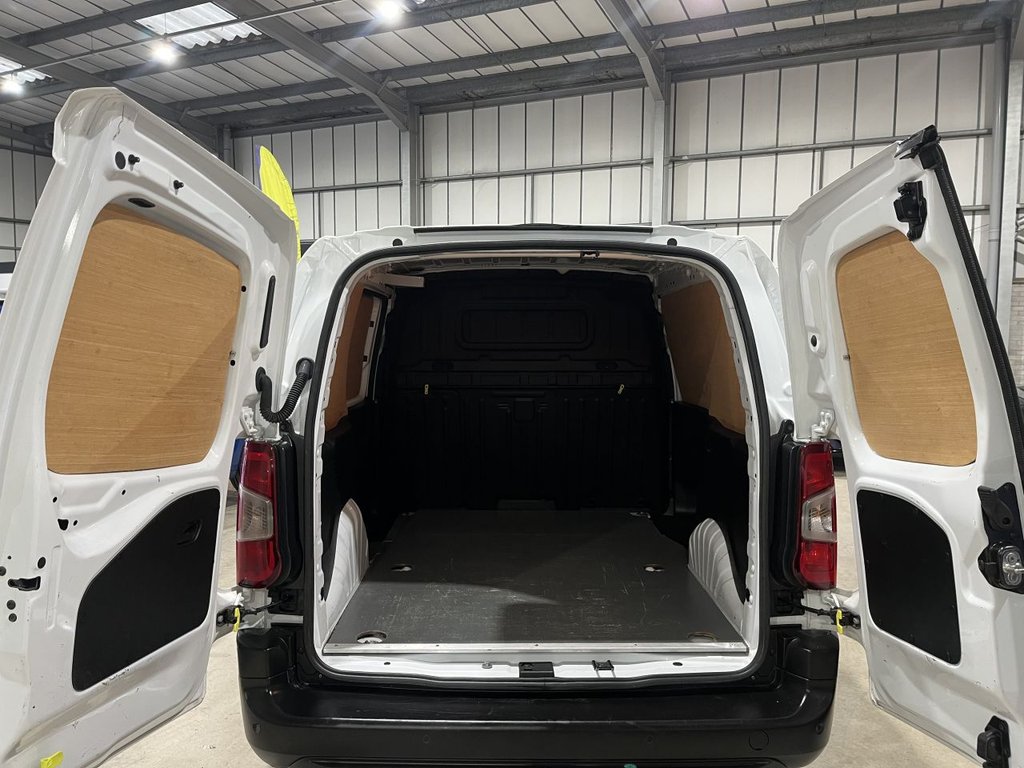 Used Peugeot Partner 2022 for sale - 77089197: Photo 37
