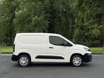 Used Peugeot Partner 2022 for sale - 77089197: Photo