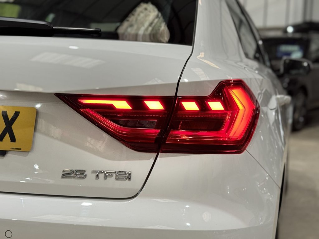 Used Audi A1 2023 for sale - 76350566: Photo 8