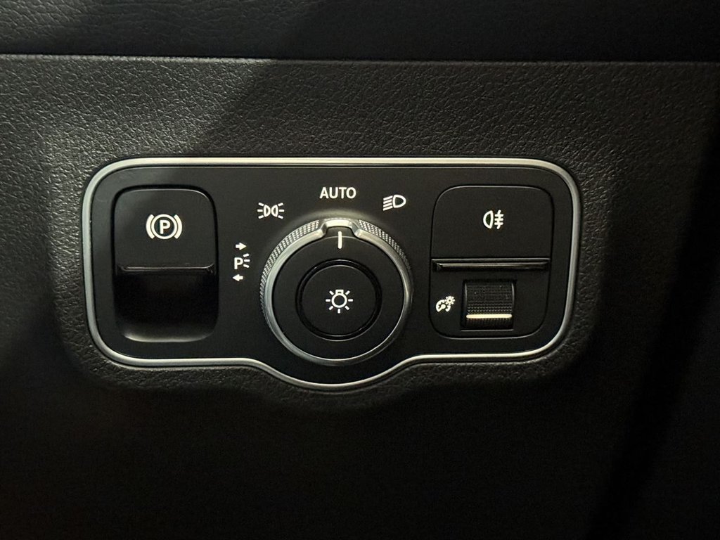 Used Mercedes-Benz GLB 2021 for sale - 77588262: Photo 17