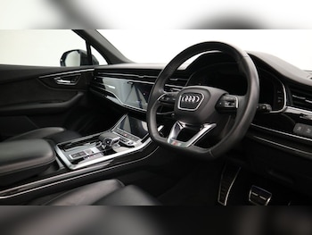 Used Audi Q7 2021 for sale - 78996633: Photo