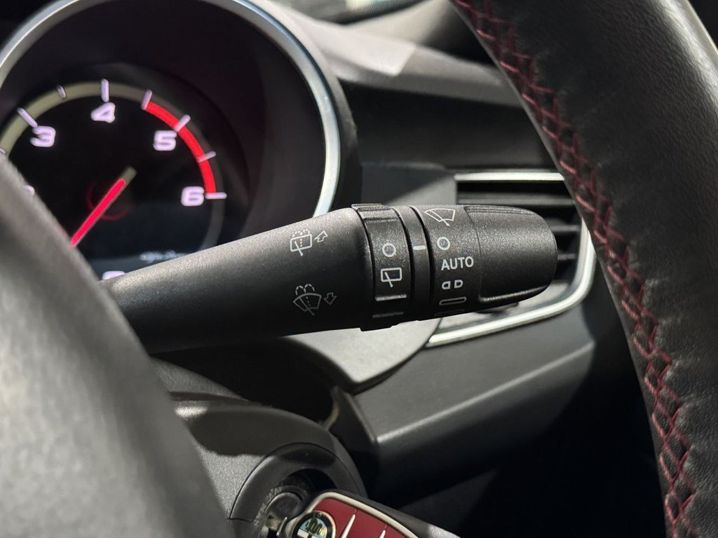 Used Alfa Romeo Giulietta 2015 for sale - 77765162: Photo 15