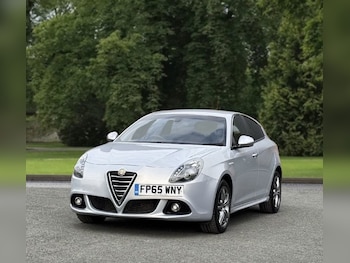 Used Alfa Romeo Giulietta 2015 for sale - 77765162: Photo