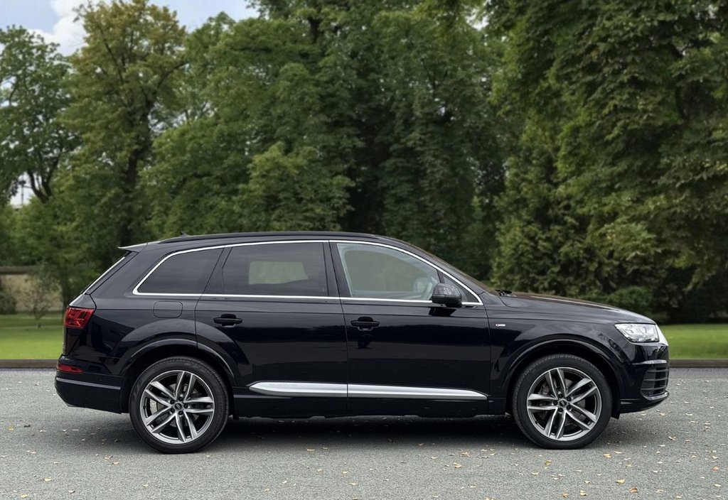 Used Audi Q7 2017 for sale - 76106257: Photo 3