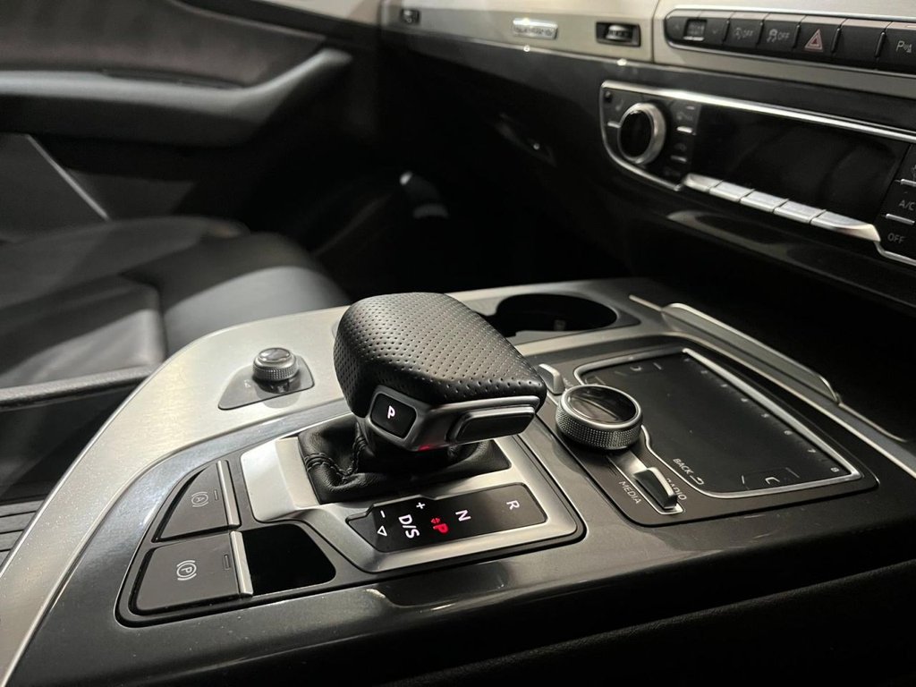 Used Audi Q7 2017 for sale - 76106257: Photo 30