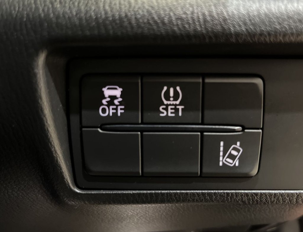 Used Mazda MX-5 2017 for sale - 77835878: Photo 16