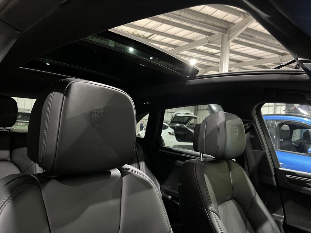 Used Porsche Macan 2016 for sale - 77139639: Photo 11