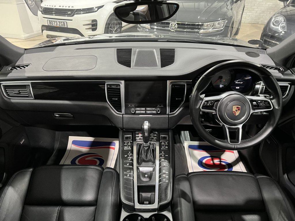 Used Porsche Macan 2016 for sale - 77139639: Photo 14