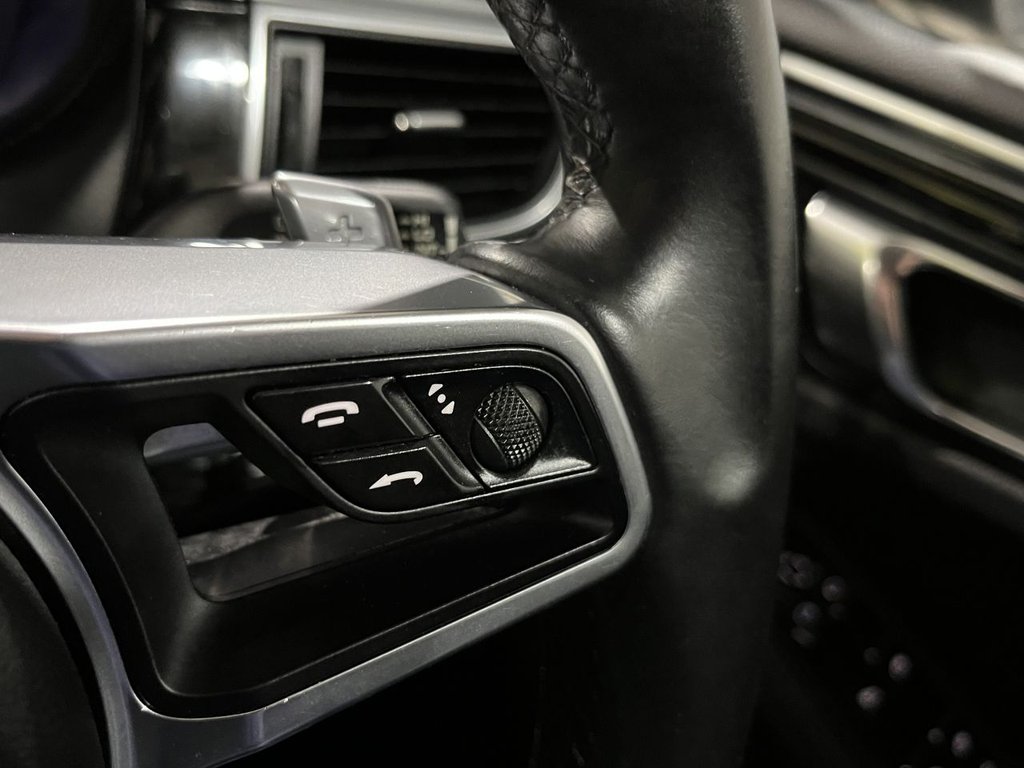 Used Porsche Macan 2016 for sale - 77139639: Photo 21