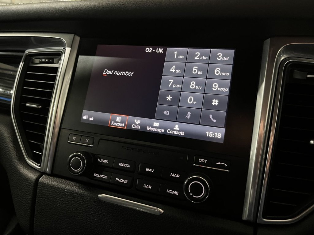 Used Porsche Macan 2016 for sale - 77139639: Photo 30