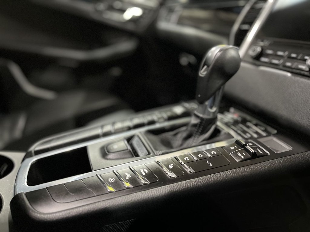 Used Porsche Macan 2016 for sale - 77139639: Photo 33