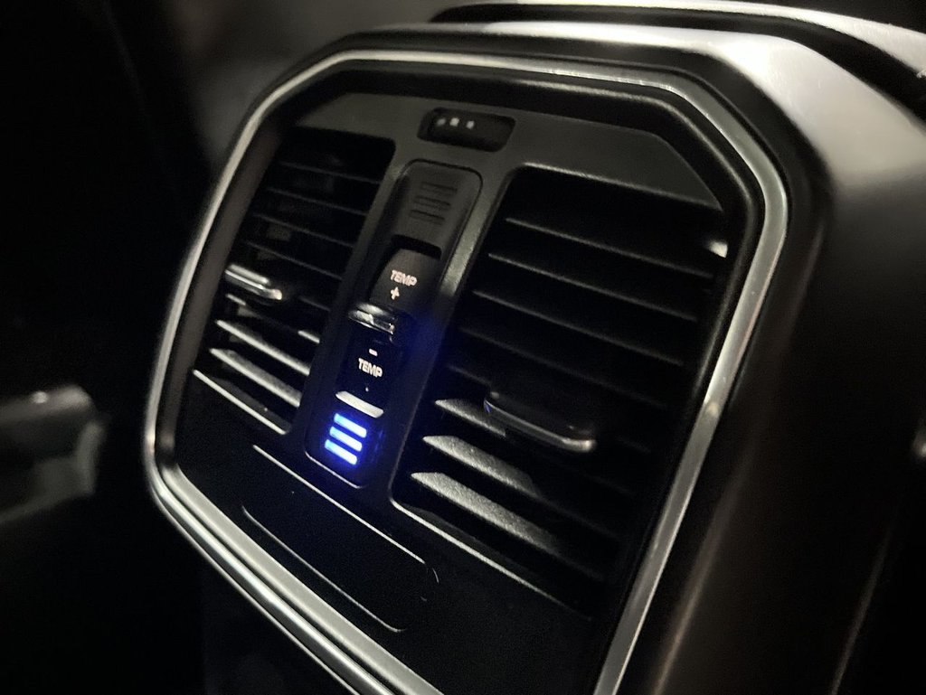 Used Porsche Macan 2016 for sale - 77139639: Photo 42