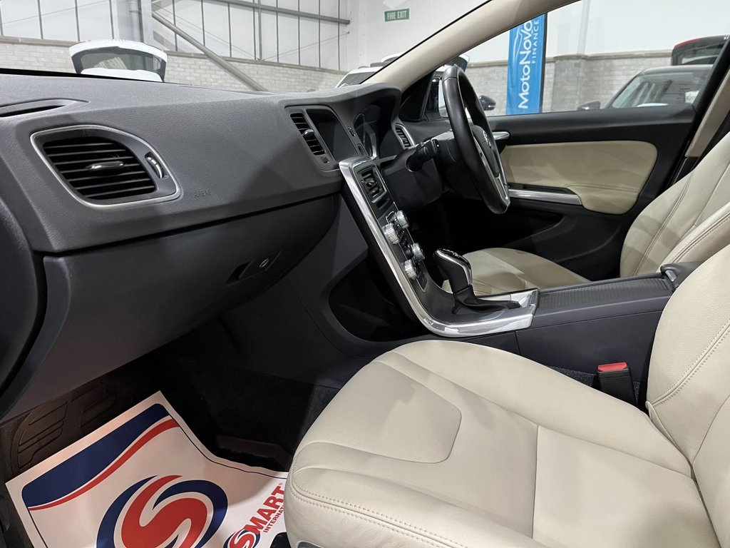 Used Volvo V60 2018 for sale - 77806088: Photo 12