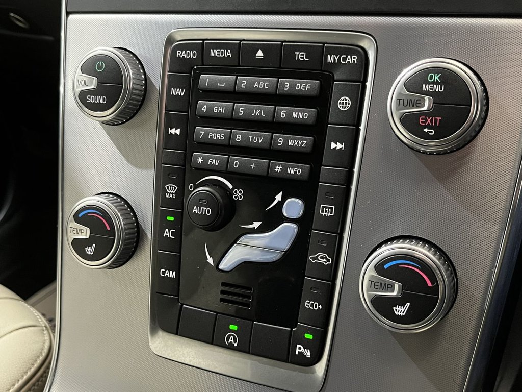 Used Volvo V60 2018 for sale - 77806088: Photo 28