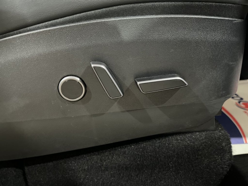 Used Tesla Model Y 2023 for sale - 76570328: Photo 17