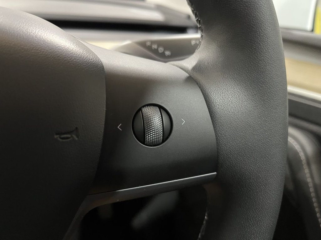 Used Tesla Model Y 2023 for sale - 76570328: Photo 19