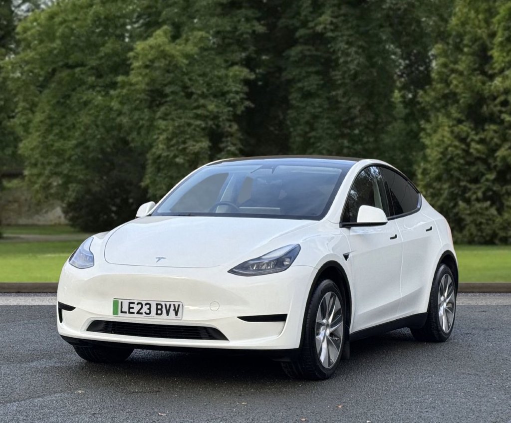 Used Tesla Model Y 2023 for sale - 76570328: Photo 2