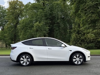 Used Tesla Model Y 2023 for sale - 76570328: Photo