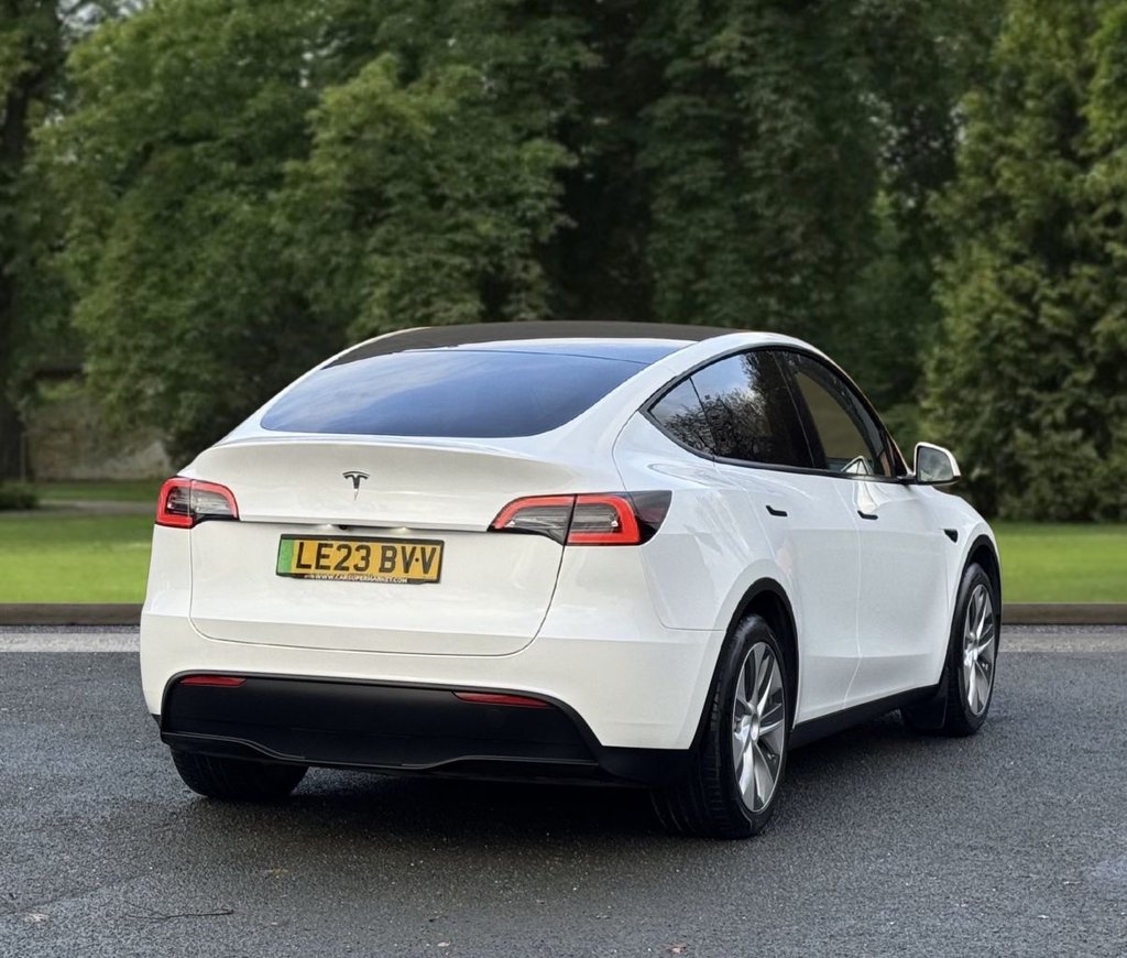 Used Tesla Model Y 2023 for sale - 76570328: Photo 4