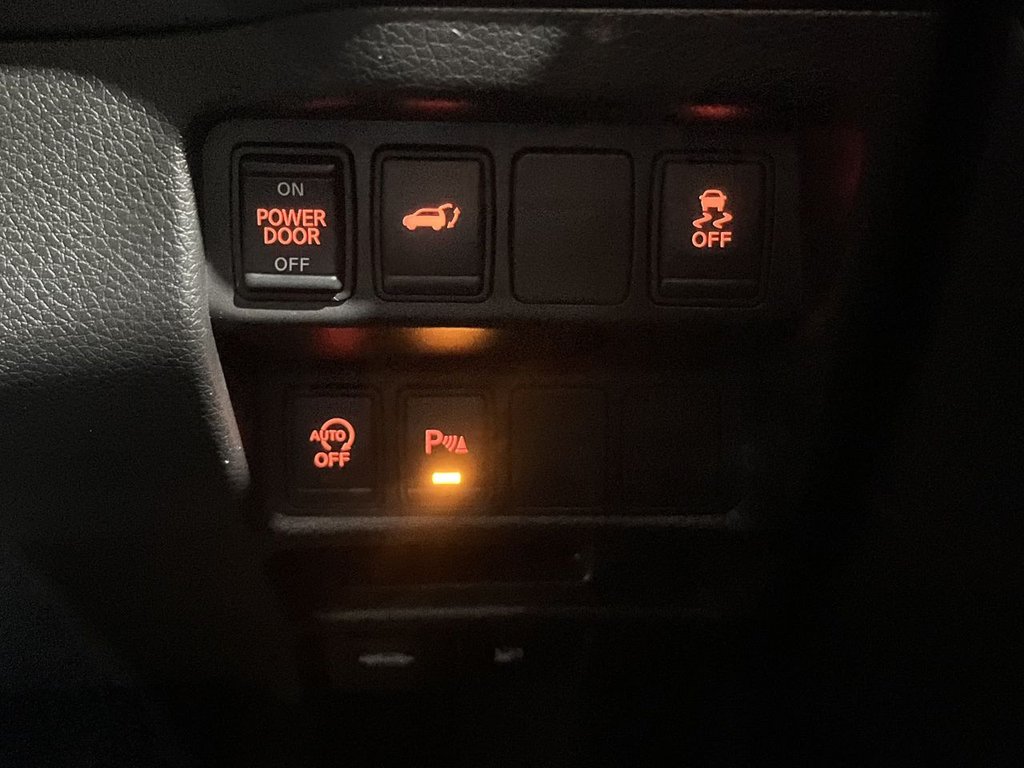 Used Nissan X-Trail 2014 for sale - 76686473: Photo 17