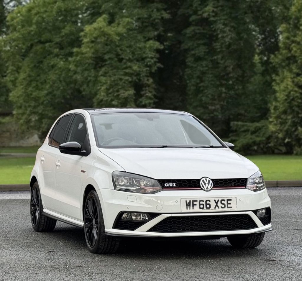 Used Volkswagen Polo 2016 for sale - 77026874: Photo 1