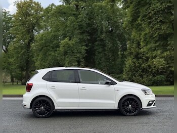 Used Volkswagen Polo 2016 for sale - 77026874: Photo