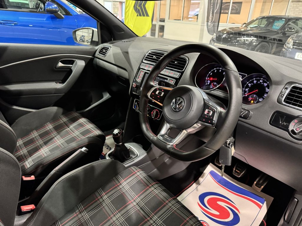 Used Volkswagen Polo 2016 for sale - 77026874: Photo 8