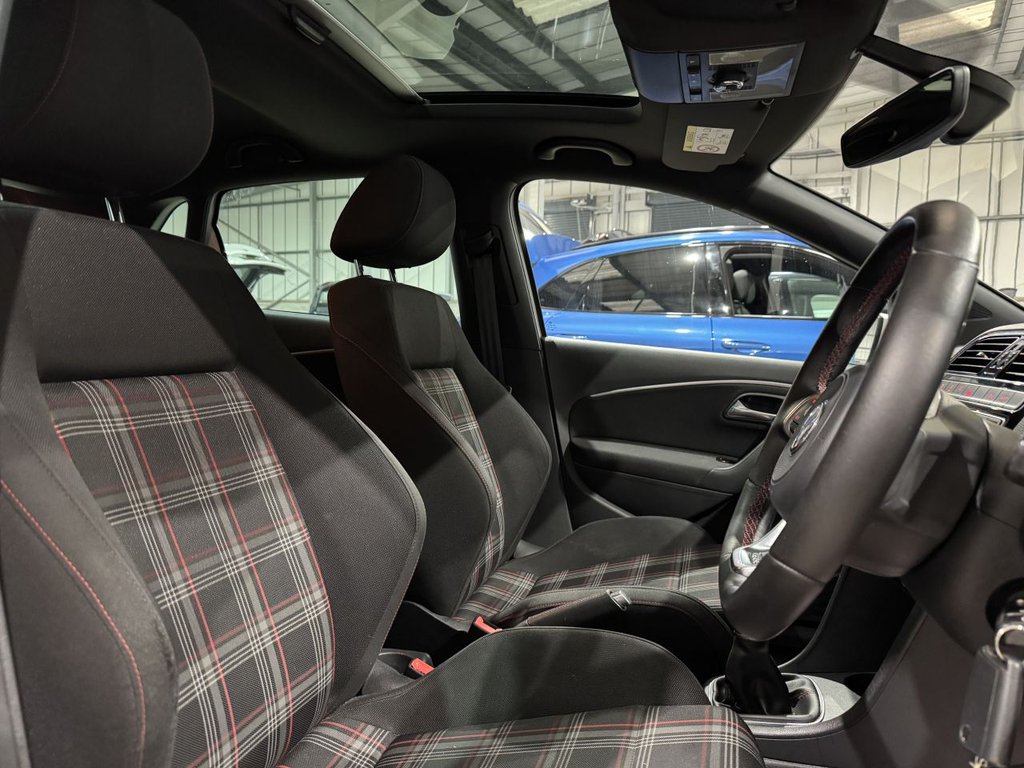 Used Volkswagen Polo 2016 for sale - 77026874: Photo 9