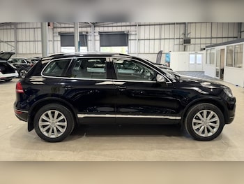 Used Volkswagen Touareg 2013 for sale - 79610728: Photo