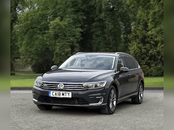 Used Volkswagen Passat 2018 for sale - 77765169: Photo