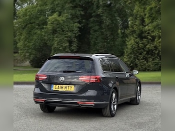 Used Volkswagen Passat 2018 for sale - 77765169: Photo