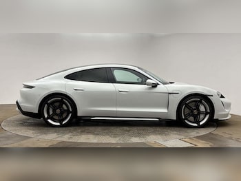 Used Porsche Taycan 2020 for sale - 78458082: Photo