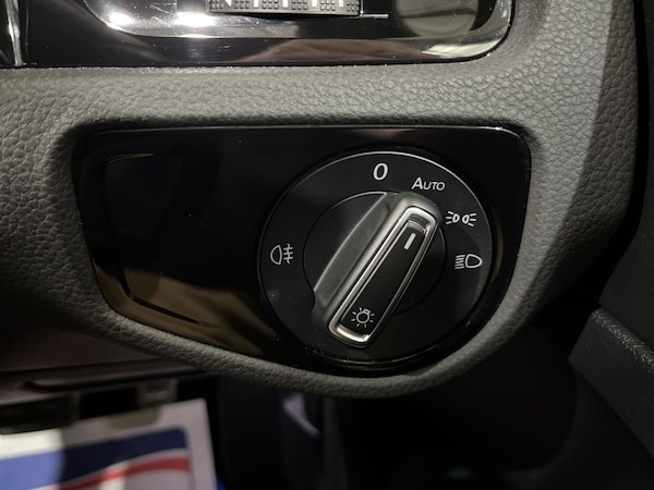 Used Volkswagen Golf 2016 for sale - 76202602: Photo 14