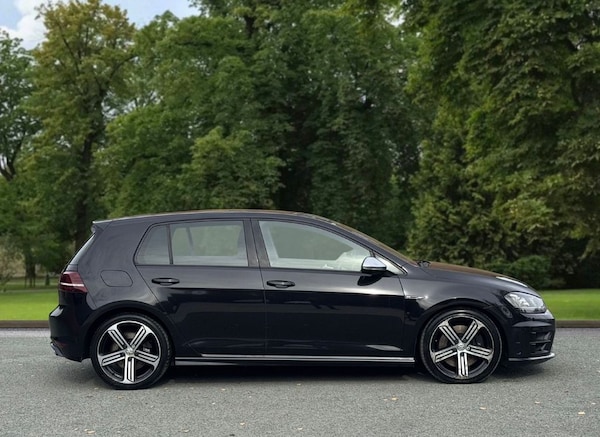 Used Volkswagen Golf 2016 for sale - 76202602: Photo 3