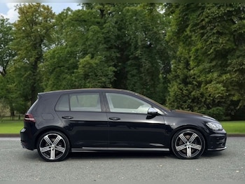 Used Volkswagen Golf 2016 for sale - 76202602: Photo 3