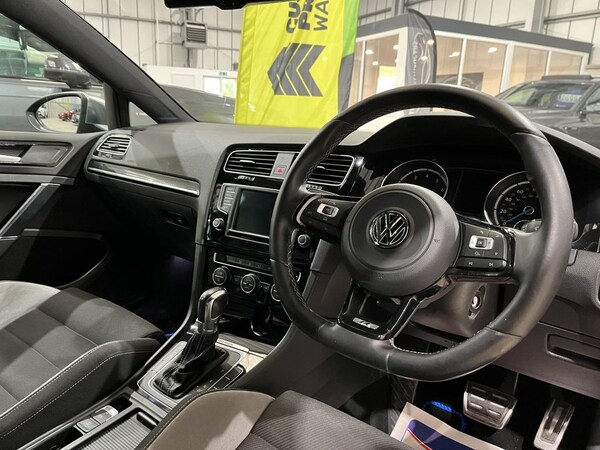 Used Volkswagen Golf 2016 for sale - 76202602: Photo 9