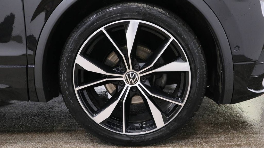 Used Volkswagen Tiguan 2021 for sale - 76923354: Photo 8