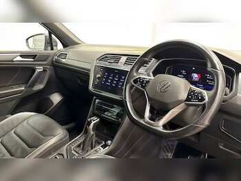 Used Volkswagen Tiguan 2022 for sale - 77167261: Photo