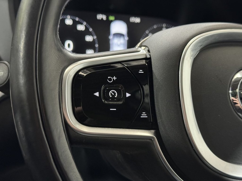 Used Volvo XC60 2018 for sale - 76617176: Photo 17