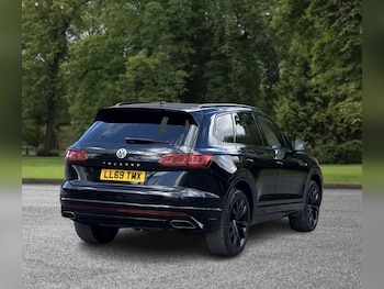 Used Volkswagen Touareg 2020 for sale - 78738490: Photo