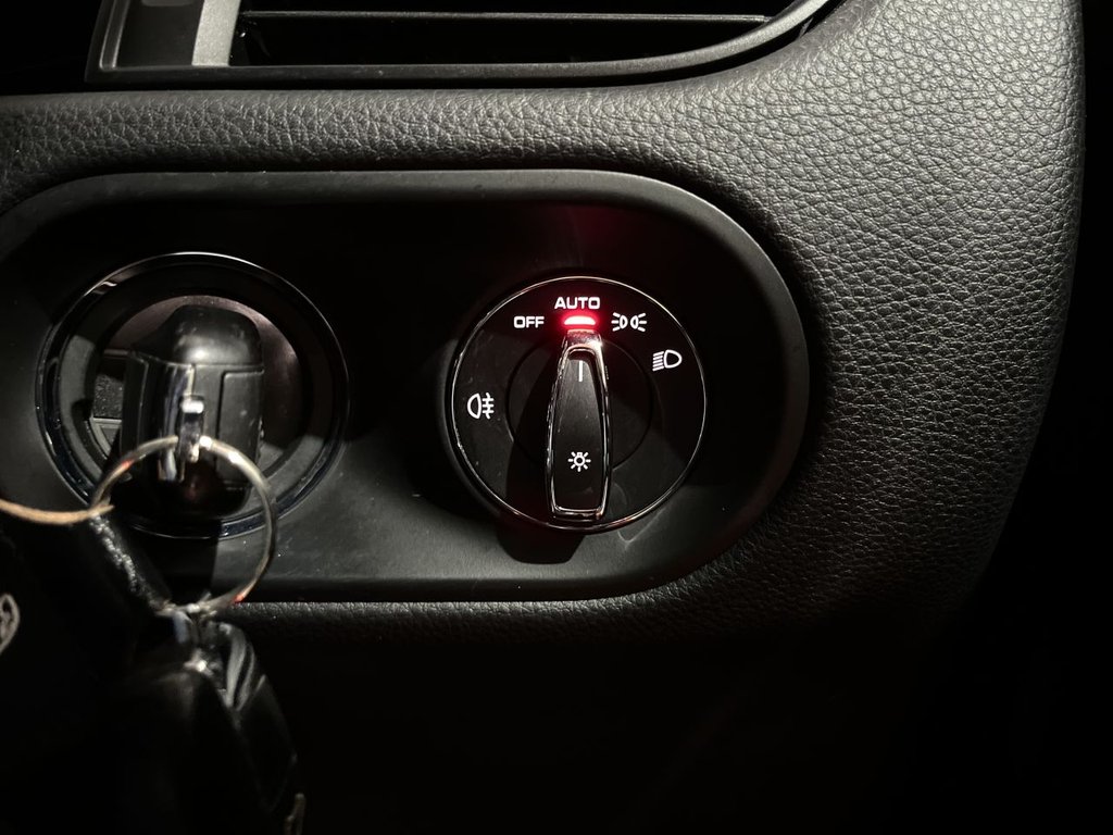 Used Porsche Macan 2021 for sale - 76660654: Photo 20