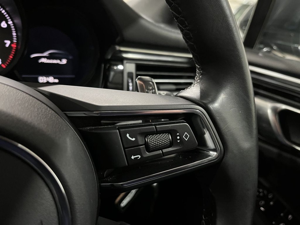 Used Porsche Macan 2021 for sale - 76660654: Photo 22