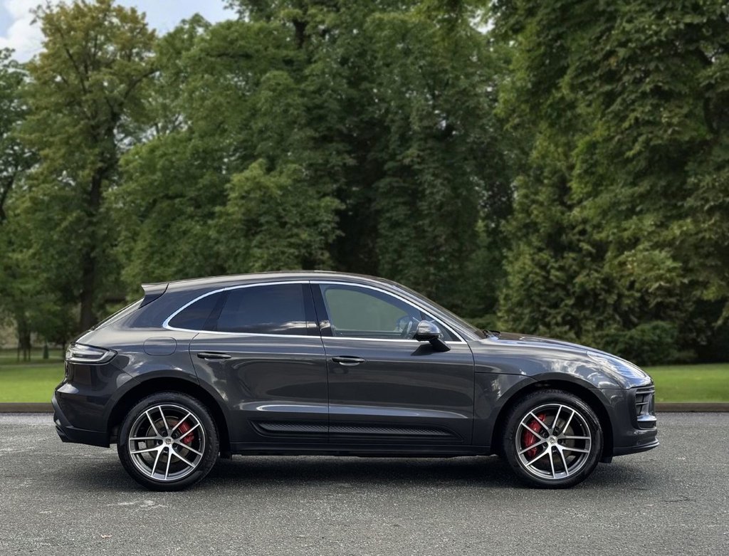 Used Porsche Macan 2021 for sale - 76660654: Photo 3
